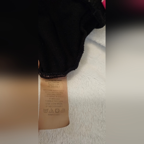 VINCE CAMUTO black legging - Picture 4 of 4